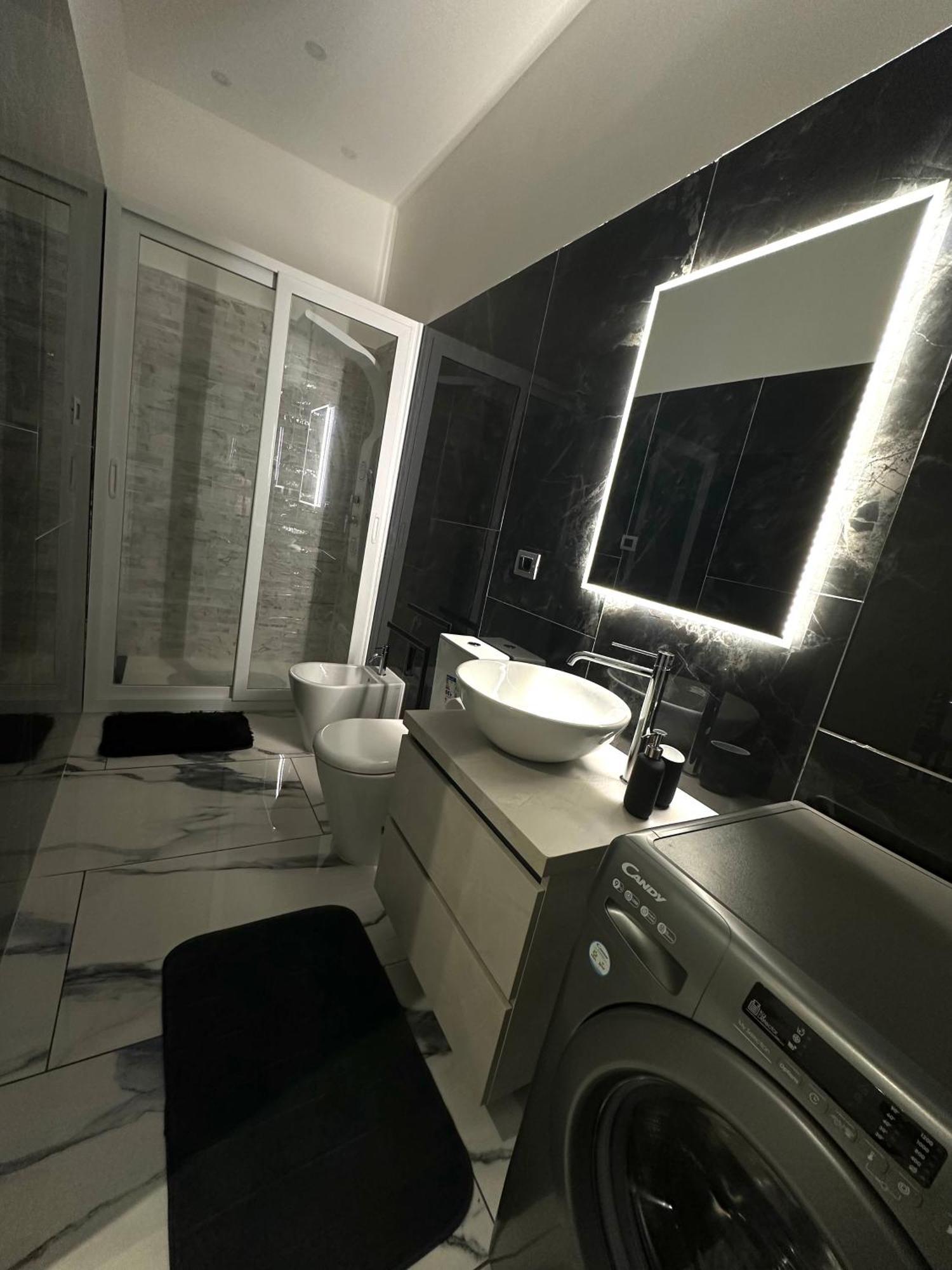 Naomi Luxury Catania